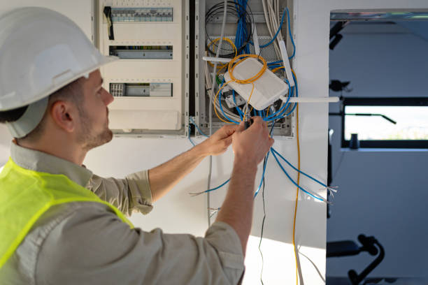 Best Electrical Outlet Repair  in Savanna, IL